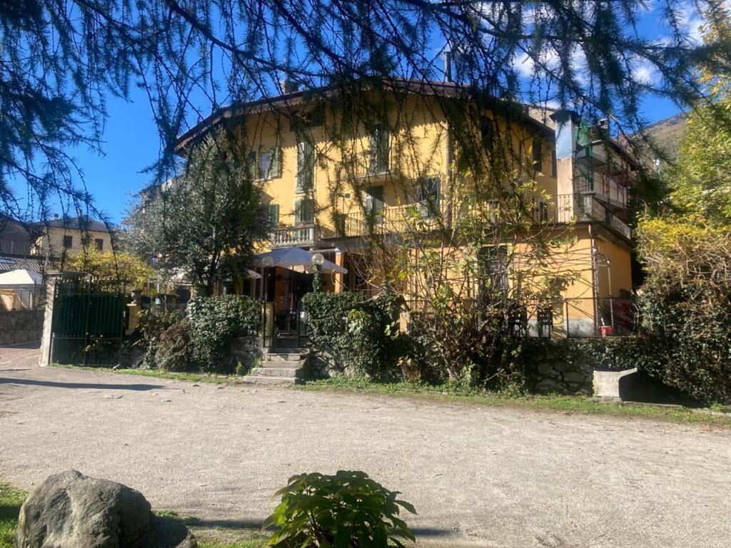 Albergo Ristorante Coppa Dazio Экстерьер фото